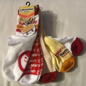 MARUCHAN Ramen 5 Pair Pack Quarter Crew Socks NWTNWT